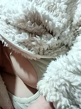 Snapshot of Paul-paul11 chatting on January 10, 2026, 11:00 pm Paul-paul11 online show from January 10, 2026, 11:00 pm