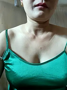 Paul-paul11 online show from October 14, 2025, 4:02 am