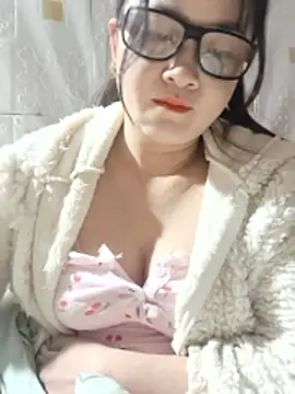 Snapshot of Paul-paul11 chatting on January 5, 2026, 6:55 pm Paul-paul11 online show from January 5, 2026, 6:55 pm