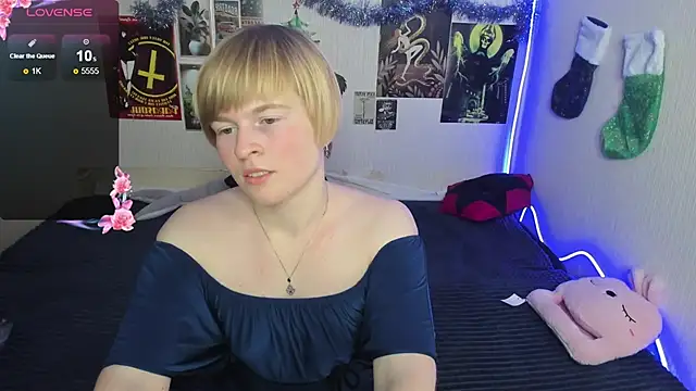 Cattie w  online show from January 12, 2026, 1:12 am