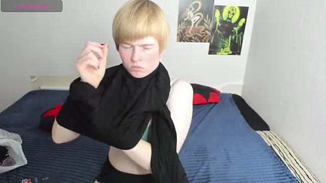 Cattie w  online show from November 15, 2025, 1:20 am