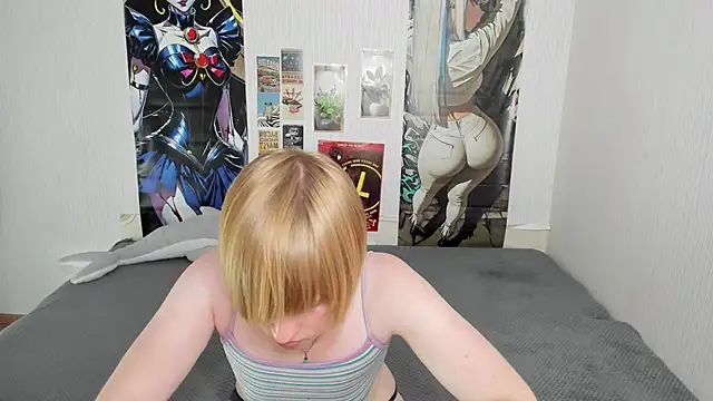 Cattie w  online show from July 15, 2026, 1:12 am