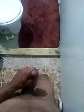 Snapshot of ExilicOutset chatting on October 25, 2025, 12:17 pm ExilicOutset online show from October 25, 2025, 12:17 pm