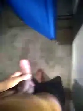 Snapshot of ExilicOutset chatting on October 24, 2025, 3:55 pm ExilicOutset online show from October 24, 2025, 3:55 pm