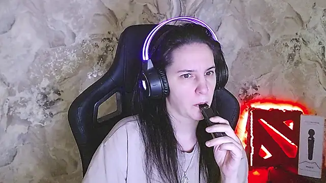 Snapshot of Irwi_Tomboy chatting on July 7, 2026, 1:25 pm Irwi Tomboy online show from July 7, 2026, 1:25 pm