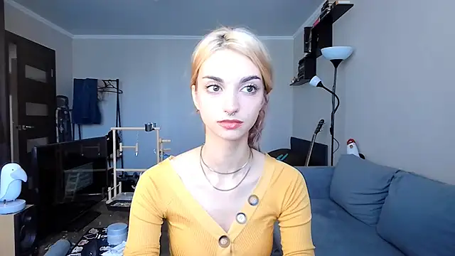 JillianBozak online show from October 2, 2025, 9:56 am