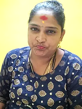 navyasree143 online show from October 18, 2025, 1:57 pm