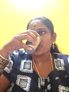 Snapshot of navyasree143 chatting on September 27, 2025, 2:18 am navyasree143 online show from September 27, 2025, 2:18 am