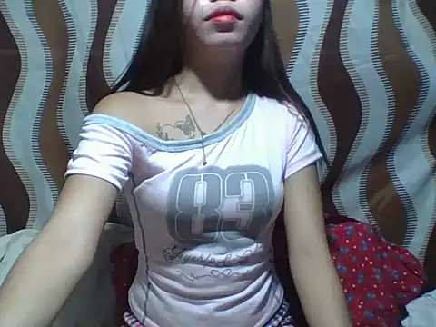 SweetPussie18x online show from March 22, 2026, 1:09 am