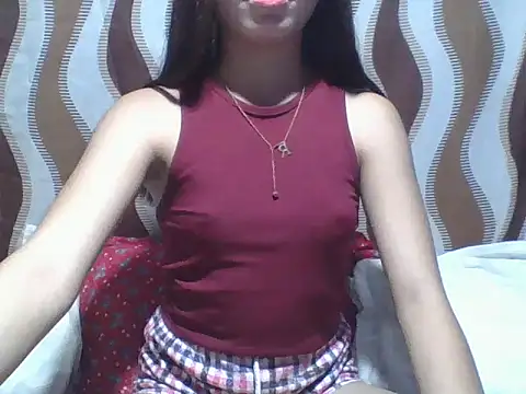 SweetPussie18x online show from March 13, 2026, 2:00 pm