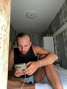 Snapshot of juan03065 chatting on August 4, 2026, 4:00 pm juan03065 online show from August 4, 2026, 4:00 pm