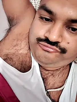 desiyouth94 online show from November 21, 2025, 2:27 pm