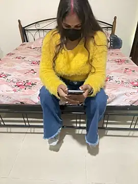 Snapshot of prernasingh2025 chatting on November 28, 2025, 7:19 am prernasingh2025 online show from November 28, 2025, 7:19 am