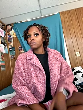 lilthstarr online show from October 2, 2025, 12:52 pm