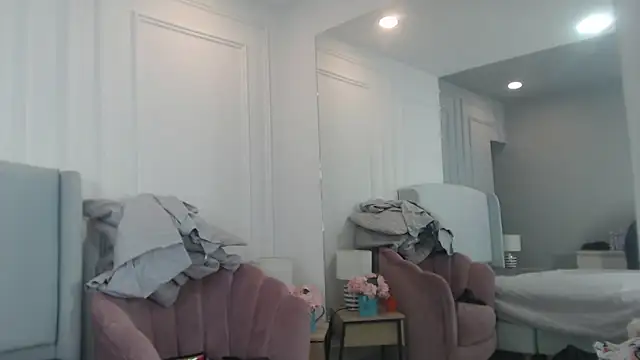 ChantalGarner online show from January 12, 2026, 1:07 pm