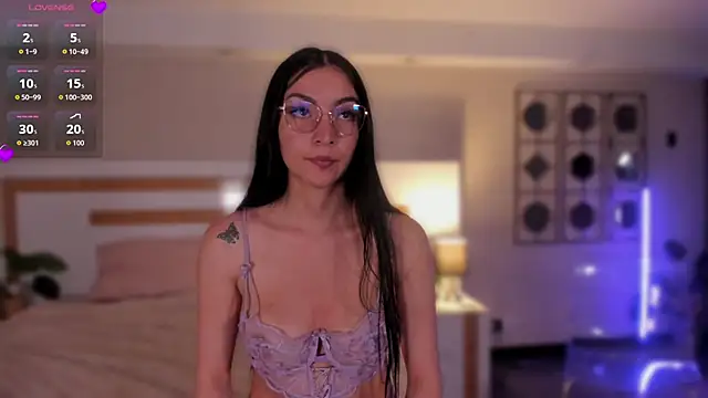 Snapshot of Violeta_dh chatting on April 22, 2026, 11:28 am Violeta dh online show from April 22, 2026, 11:28 am