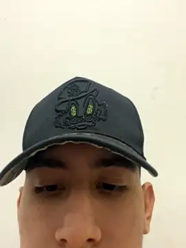 cristyan arias online show from September 29, 2025, 6:31 am