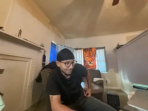 ThrowedWorldWide online show from February 9, 2026, 5:44 pm