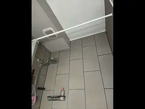 NeliaHexxen online show from December 20, 2025, 4:04 am