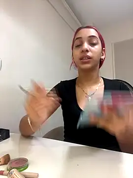 Snapshot of theladymonserrateshow chatting on November 21, 2025, 12:04 pm theladymonserrateshow online show from November 21, 2025, 12:04 pm