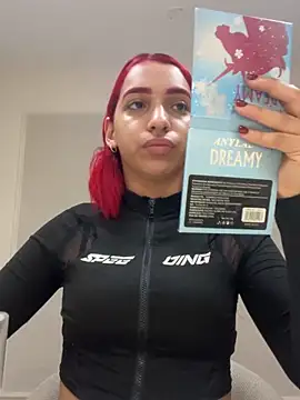 Snapshot of theladymonserrateshow chatting on December 4, 2025, 12:15 pm theladymonserrateshow online show from December 4, 2025, 12:15 pm