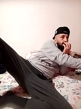 Snapshot of krerem chatting on April 1, 2026, 3:20 pm krerem online show from April 1, 2026, 3:20 pm