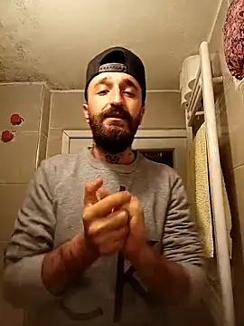 Snapshot of krerem chatting on February 11, 2026, 12:38 pm krerem online show from February 11, 2026, 12:38 pm