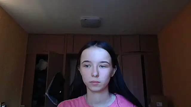 Emilia Light online show from June 1, 2026, 7:41 am