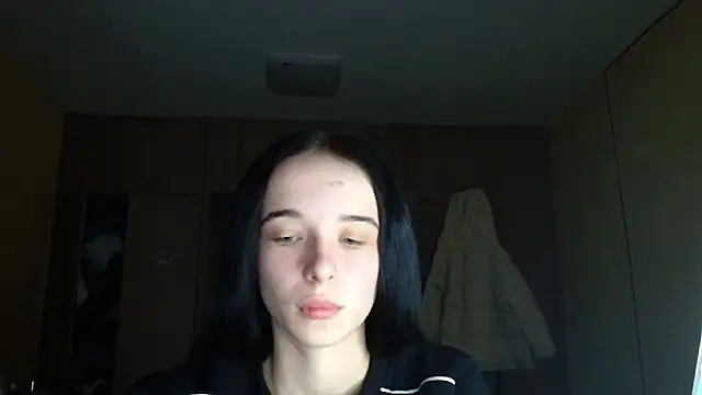 Emilia Light online show from January 6, 2026, 7:34 am