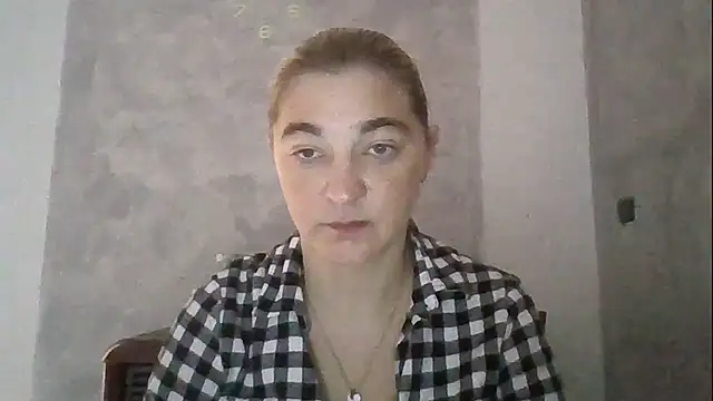 GoldenAngelMilf online show from October 24, 2025, 7:18 am