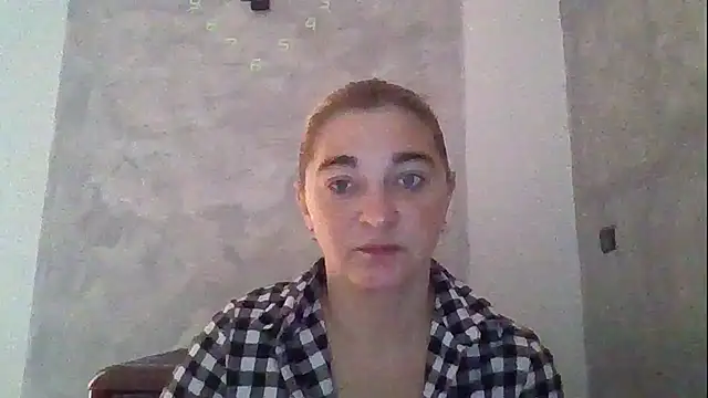 GoldenAngelMilf online show from November 10, 2025, 8:08 am