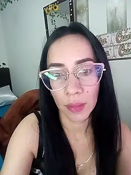 YaraDuartee online show from January 9, 2026, 9:00 pm