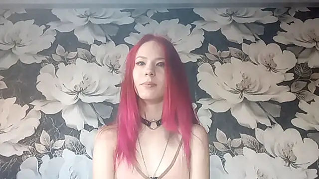 Snapshot of LiaCusson chatting on September 26, 2025, 1:12 am LiaCusson online show from September 26, 2025, 1:12 am