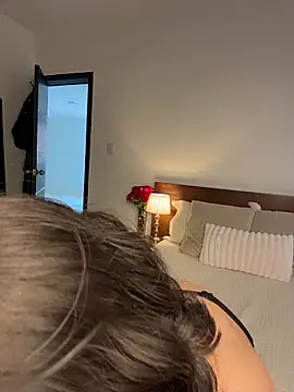 Snapshot of Capricho_01 chatting on February 27, 2026, 6:30 pm Capricho 01 online show from February 27, 2026, 6:30 pm