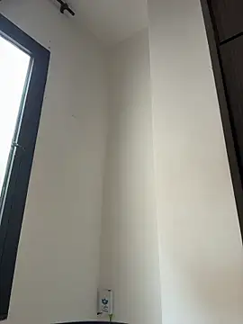 Snapshot of Capricho_01 chatting on February 21, 2026, 6:21 pm Capricho 01 online show from February 21, 2026, 6:21 pm