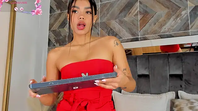 NaylaGrey online show from November 8, 2025, 12:09 pm