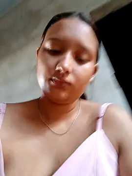 Snapshot of young_dairy01 chatting on October 18, 2025, 12:51 pm young dairy01 online show from October 18, 2025, 12:51 pm