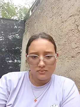 Snapshot of young_dairy01 chatting on October 11, 2025, 12:39 pm young dairy01 online show from October 11, 2025, 12:39 pm