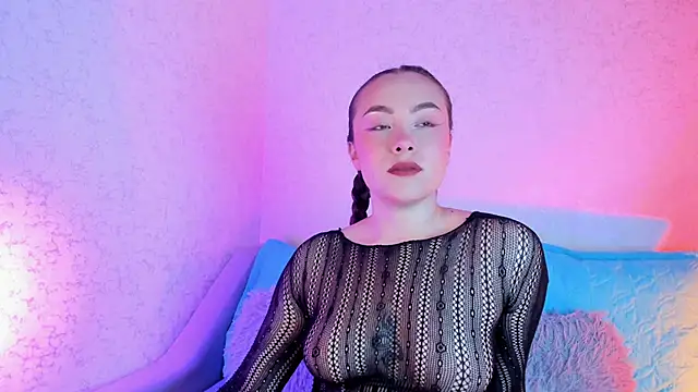 MAGIC VERA online show from November 18, 2025, 11:35 am