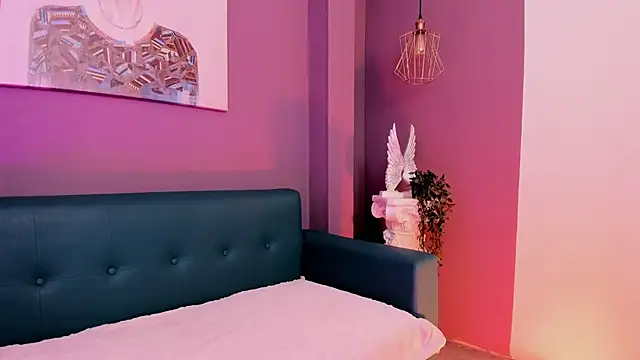 Snapshot of Alessiia__ chatting on November 29, 2025, 3:06 am Alessiia online show from November 29, 2025, 3:06 am