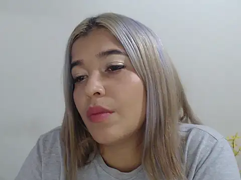 Charlotte Greyk online show from October 1, 2025, 8:02 pm