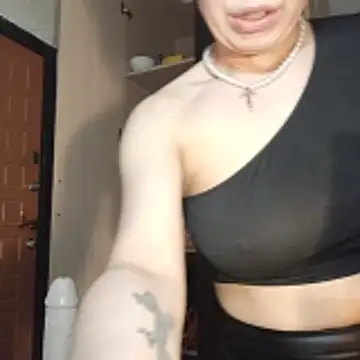 Snapshot of Conny_Shellie chatting on April 22, 2026, 10:16 pm Conny Shellie online show from April 22, 2026, 10:16 pm