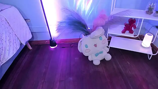 KathiaSaenz  online show from October 9, 2025, 4:02 am