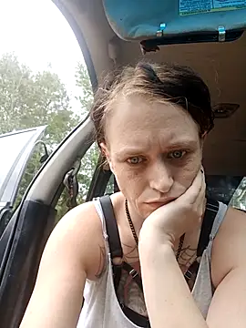 fuqmeovrplz online show from September 30, 2025, 3:29 pm