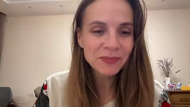 Snapshot of AnnieLove7722 chatting on October 9, 2025, 9:48 pm AnnieLove7722 online show from October 9, 2025, 9:48 pm