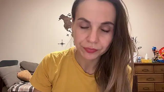 Snapshot of AnnieLove7722 chatting on October 29, 2025, 9:47 pm AnnieLove7722 online show from October 29, 2025, 9:47 pm