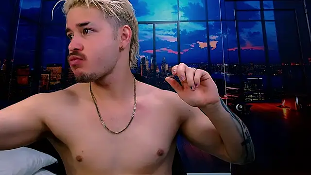 AlexPiersss online show from October 27, 2025, 7:04 pm