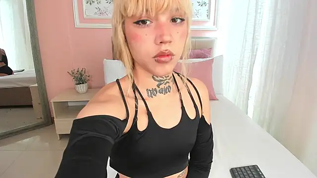 ivy aoki online show from October 28, 2025, 3:55 pm