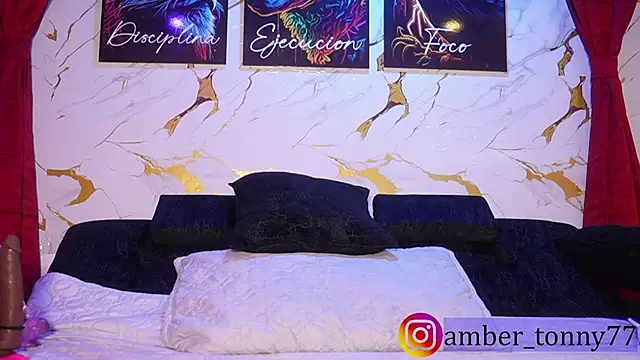 Snapshot of amber_tonny77 chatting on November 27, 2025, 10:05 am amber tonny77 online show from November 27, 2025, 10:05 am