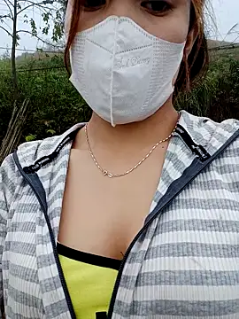 Snapshot of nhinhi-sexy chatting on November 4, 2025, 12:36 am nhinhi-sexy online show from November 4, 2025, 12:36 am